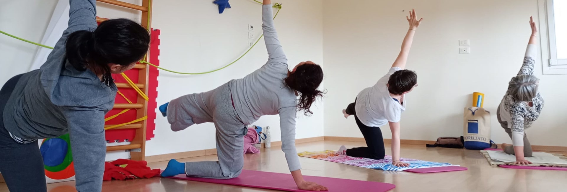 Ginnastica di gruppo. Cavaso del Tomba, Volpago del Montello. Treviso. Fisioterapia e sport.